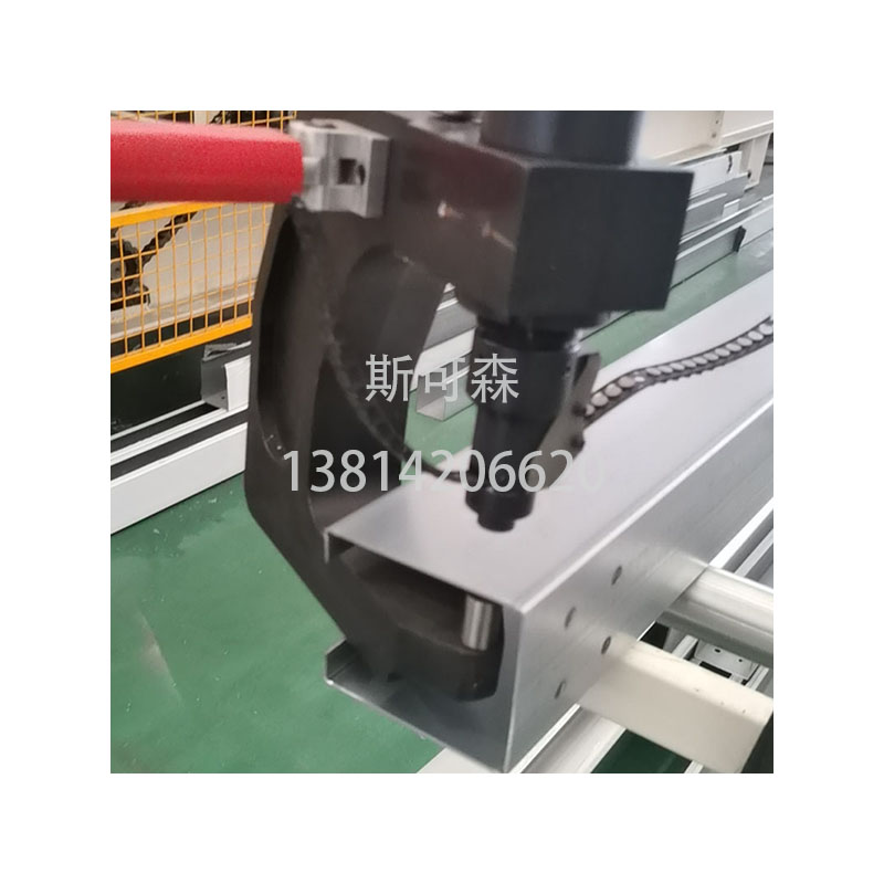 快速门门框铆接机（定制）